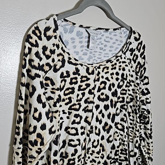 Multiples Animal Print Rough Hem Top Sz Large - Picture 3 of 10